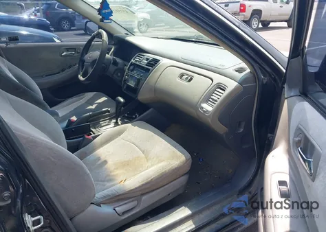 2001 Honda Accord 2.3 Lx из США, поврежденный, VIN 1HGCG56481A095405